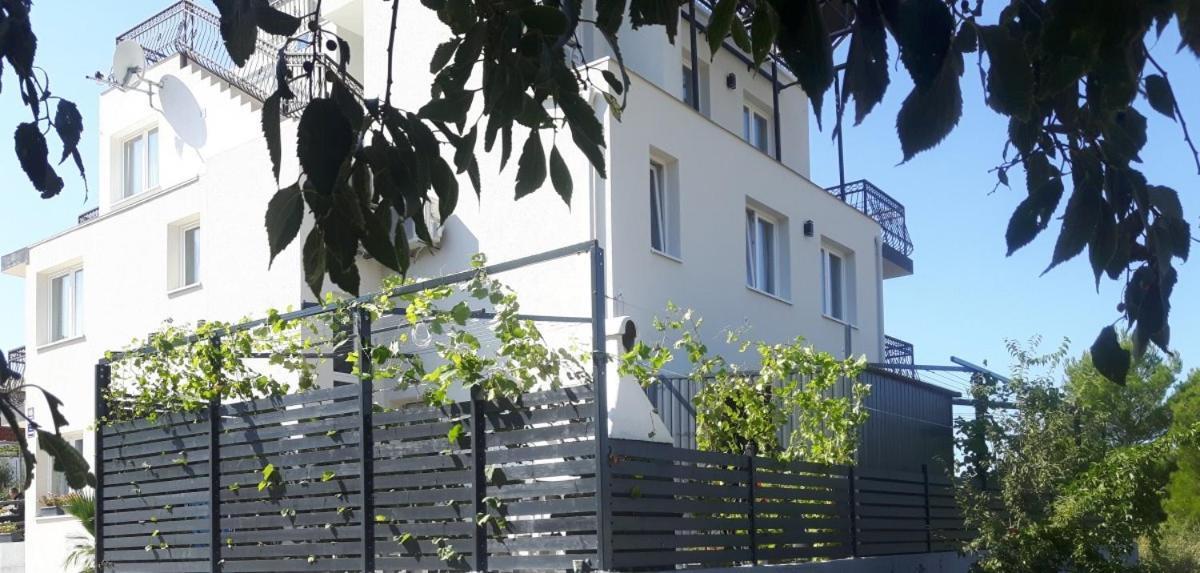 Apartmani Dalmacjia Grebaštica Екстериор снимка
